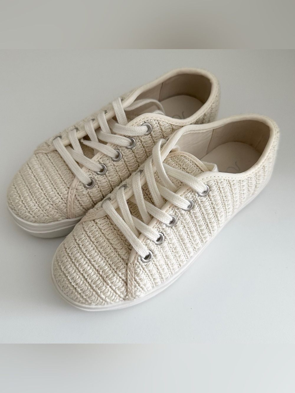 NWT Sugar Kids Crochet Knit Sneakers